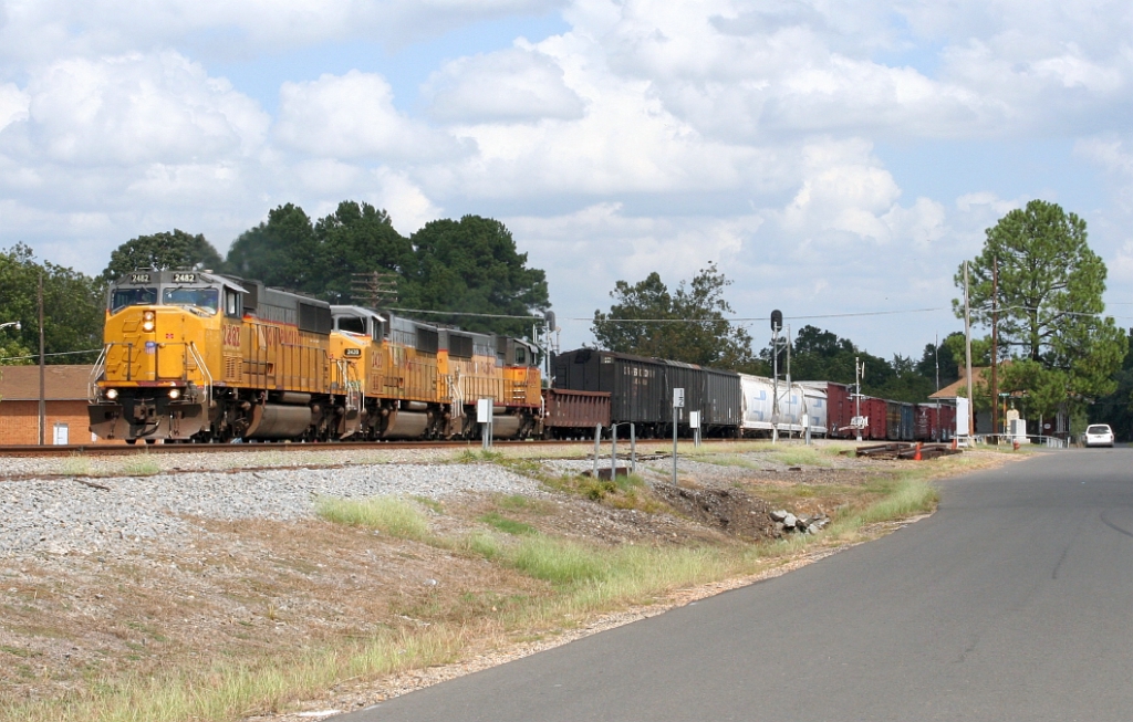 SB local heading for the yard